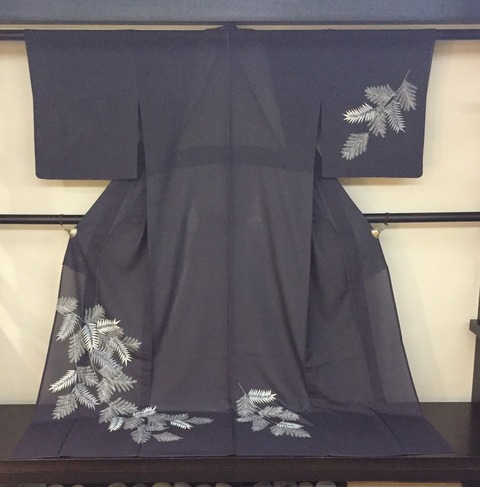 黒革シダ着物