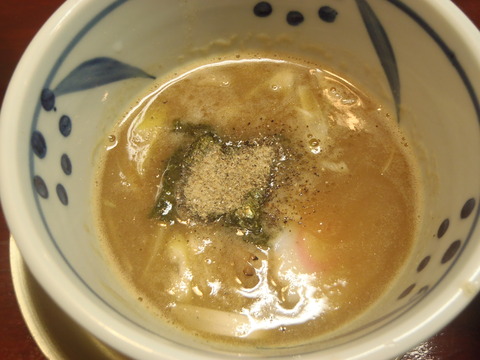 PB040037