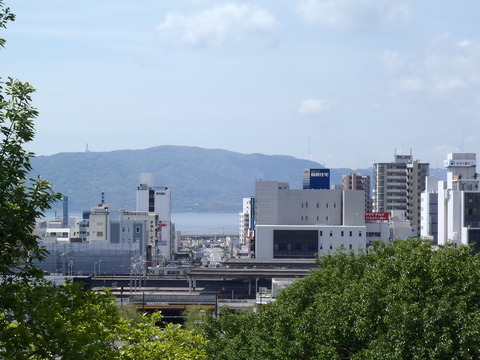 04