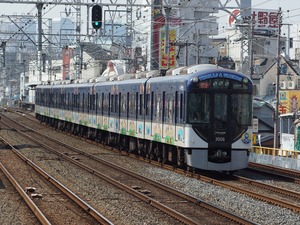 京阪電車10000系 きかんしゃトーマス号2013 8 7eb94b08-s.jpg