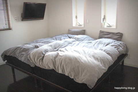 寝室　掃除ラク　ベッドパット　シンプル