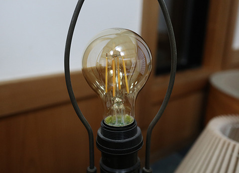 LED電球 キャンドル色 アイリスオーヤマ