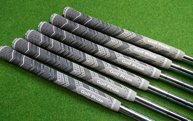 グリップ交換Golf Pride MCC Plus4 MIDSIZE