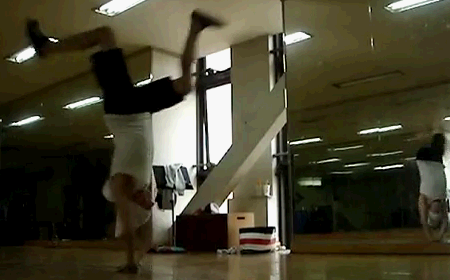 Bboy Master yonn 2000's world record 26 round
