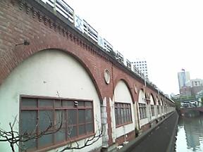 0c6b9105.jpg