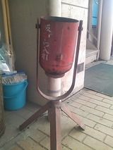 消火器→吸殻入れ