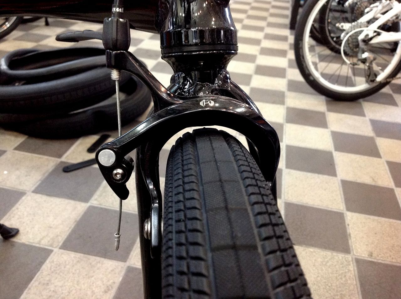dahon tires