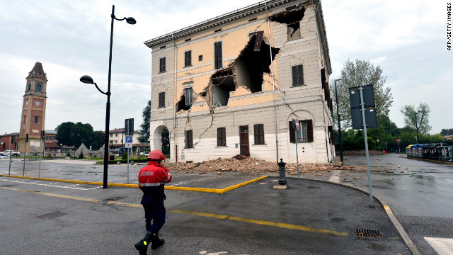 120520123801-italy-earthquake-02-horizontal-gallery