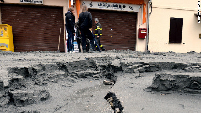 120520015954-earthquake-07-horizontal-gallery