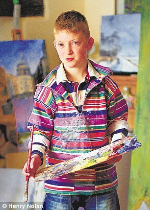 article-2119784-1250D348000005DC-419_306x429