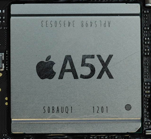 l_Teardown_TheNewiPad_22