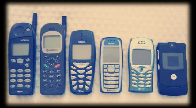 120517_goodoldphones1