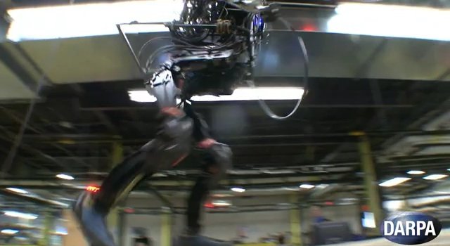 120419_real_metal_gear_gekko