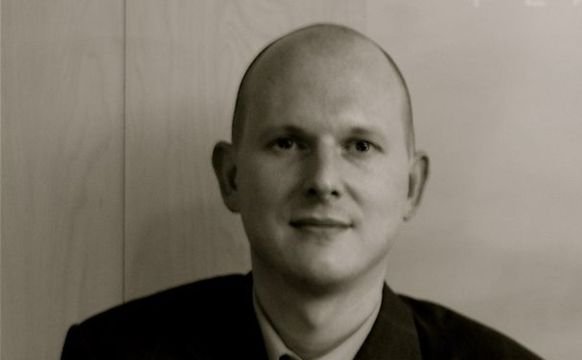 110628PhilHarrison01
