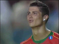 Cristiano-Ronaldo-cry-cristiano-ronaldo-16959682-200-150