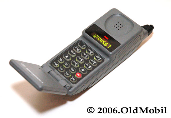 120517_goodoldphones4