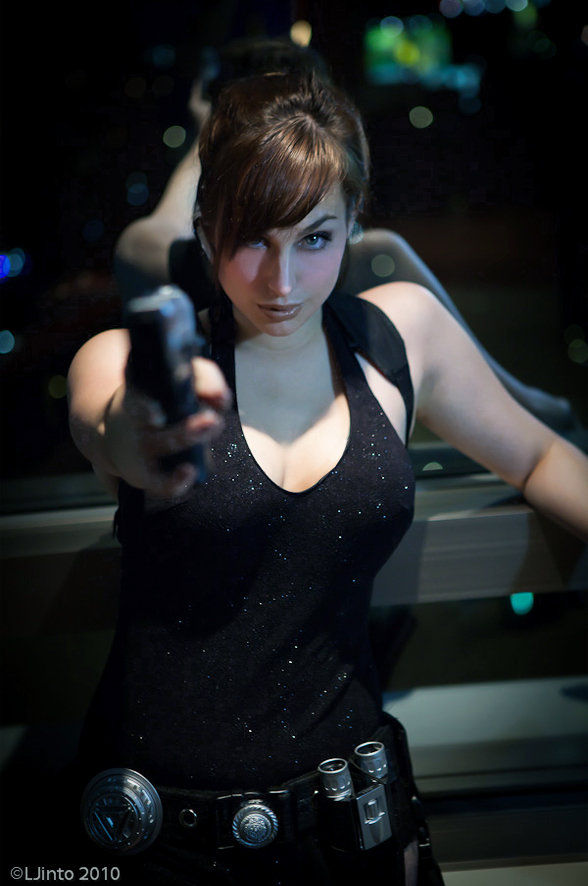 meagan-marie-lara-croft-cosplay-04