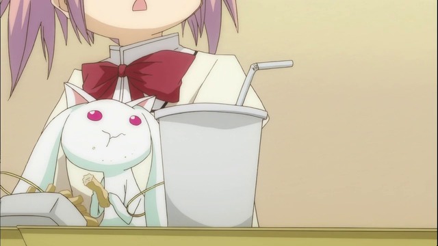 Kyubey_eats (1)