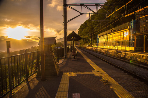 すざく駅