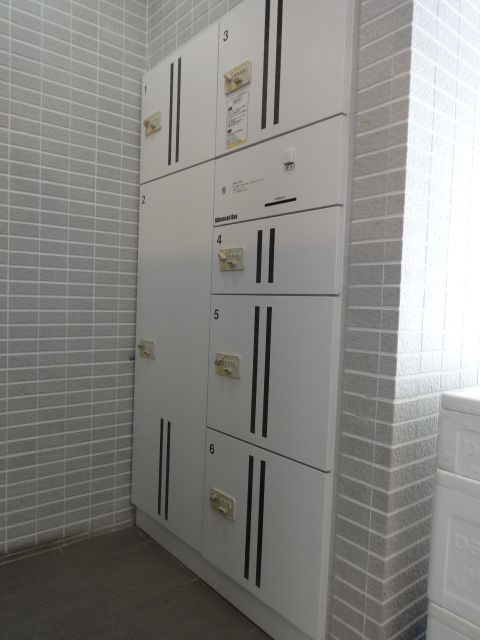シュロス初台 058