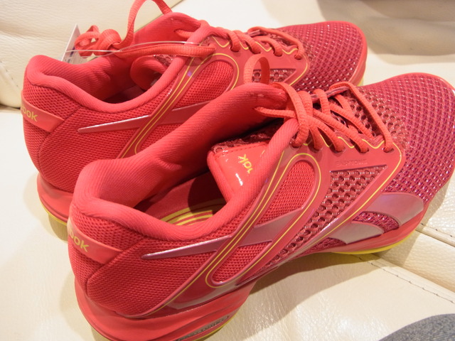 歩くたびに美脚 ヒップアップ効果も サヨナラ 体脂肪 リーボック Easytone イージートーン で徒歩通勤はじめました 恵比寿 銀座大好き 新米フードアナリスト ハツのブログ