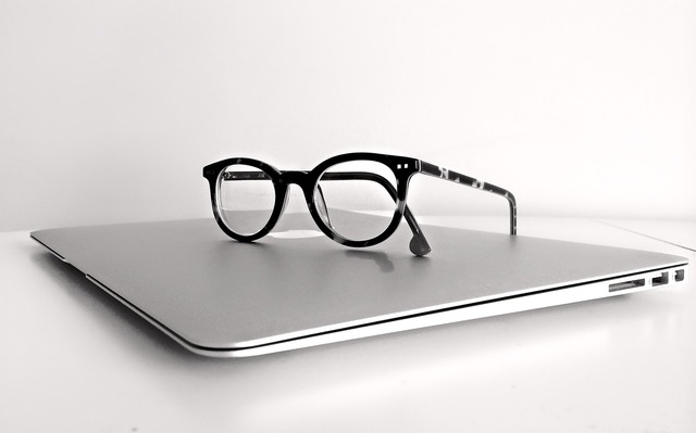 macbook-1526449_1280
