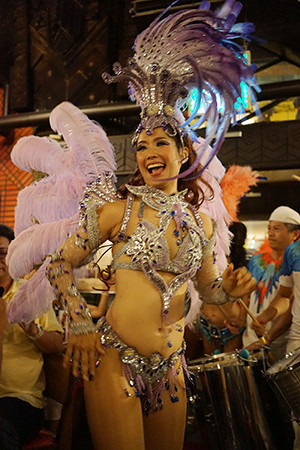 DSC08779-02