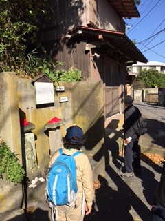 ⑥