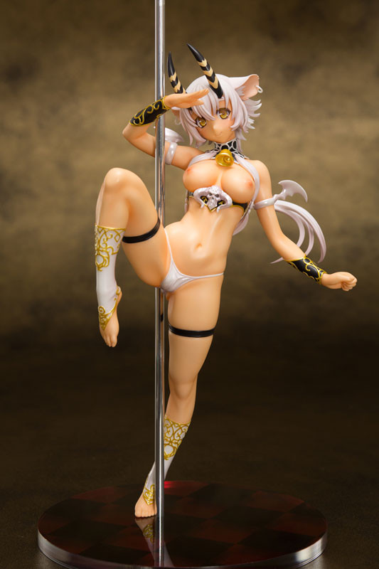 FIGURE-028880_13