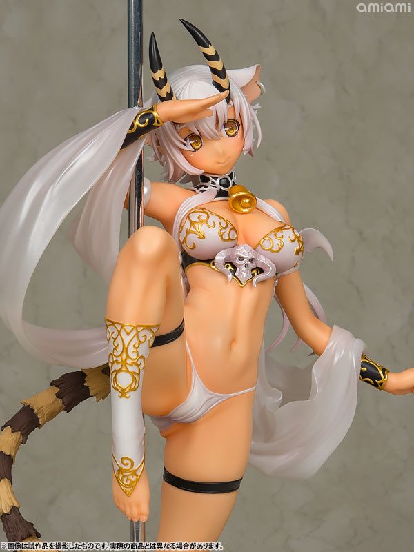 FIGURE-028880_13