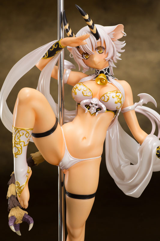 FIGURE-028880_10