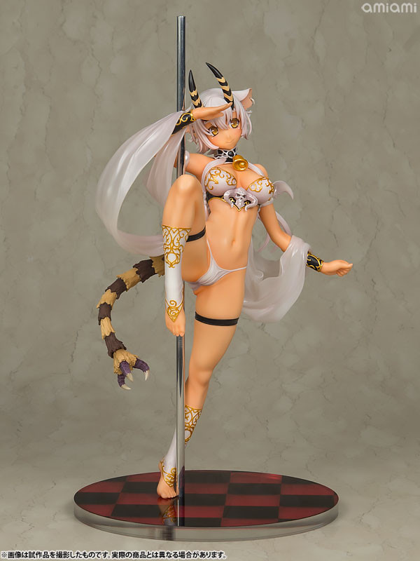 FIGURE-028880_08