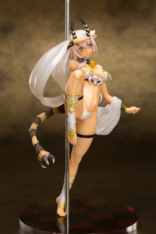 FIGURE-028880_08