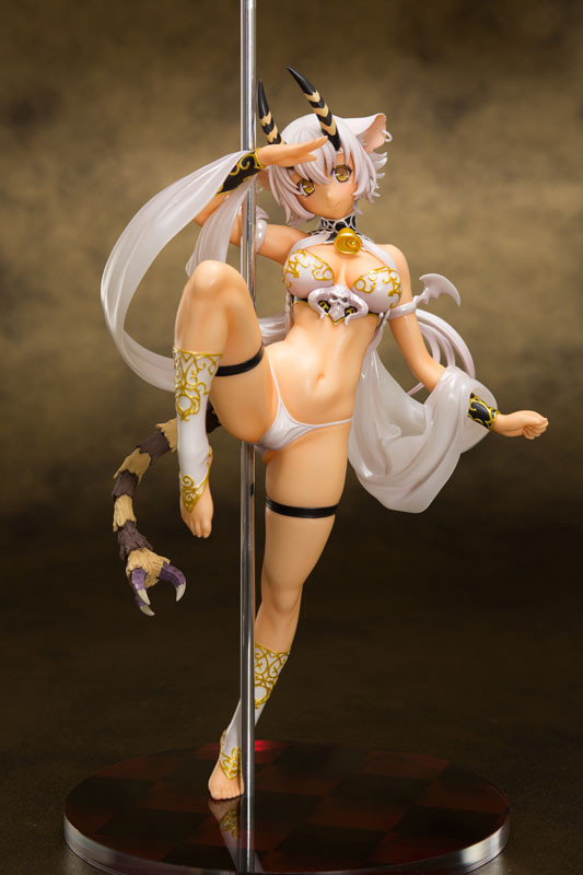 FIGURE-028880_09