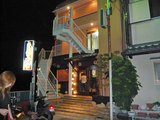 お店のあるビル