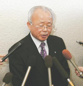 双葉町長不信任案可決
