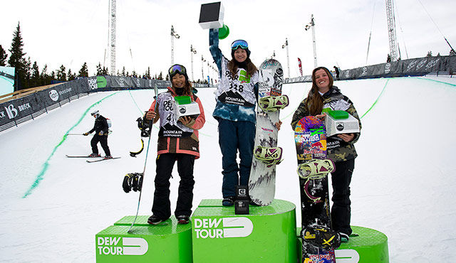 womans_pipe_final_podium