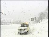 ニセコで雪崩ツアー客2人けが