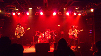 111223_asupara