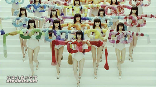 水原希子さんの股間に筋 / Zoff Wonderland編