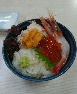 海鮮丼