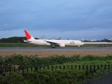 071112itami_b777