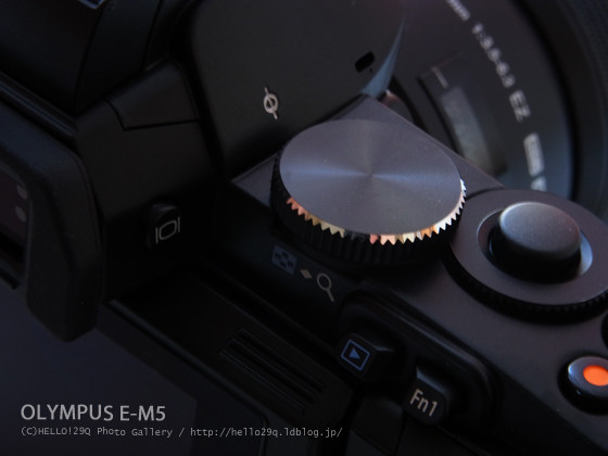 OLYMPUS OM-D E-M5
