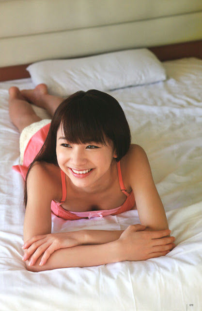 石田亜佑美 (1)