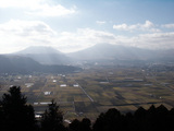 やまなみハイウェイを抜けると外輪山の上から見事な阿蘇連山が見えてきました