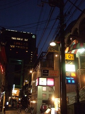 http://livedoor.blogimg.jp/henry4/imgs/b/a/bacc0bf4.jpg