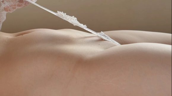 ◆グラドル夏来唯(31)、パイパンか 変態の宴Ⅱ