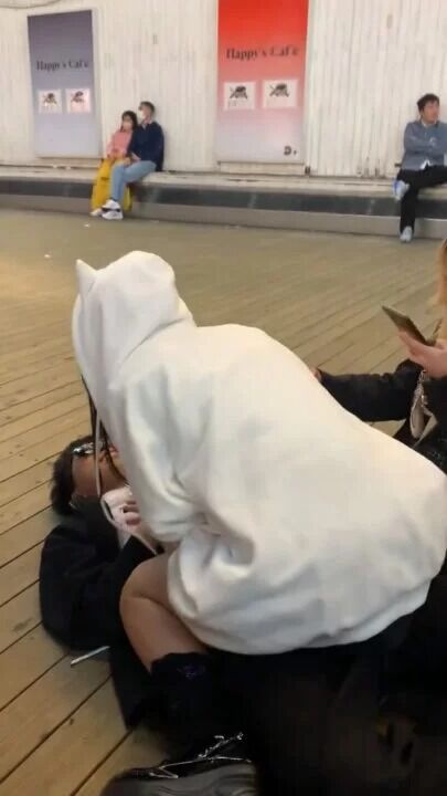 ◆【動画】トー横キッズ、遂に路上でセックスし始める 変態の宴Ⅱ