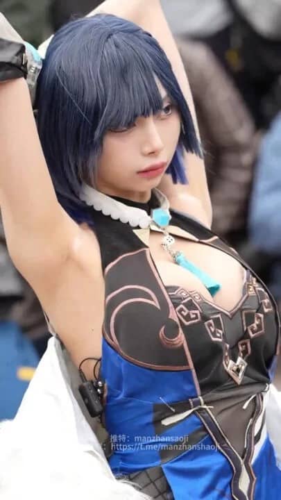 ◆【悲報】コスプレ美女さん、ポロリしてしまう 変態の宴Ⅱ