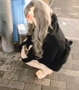 ◆【動画】トー横ギャルのおしっこ、流れていく・・・・・ 変態の宴Ⅱ